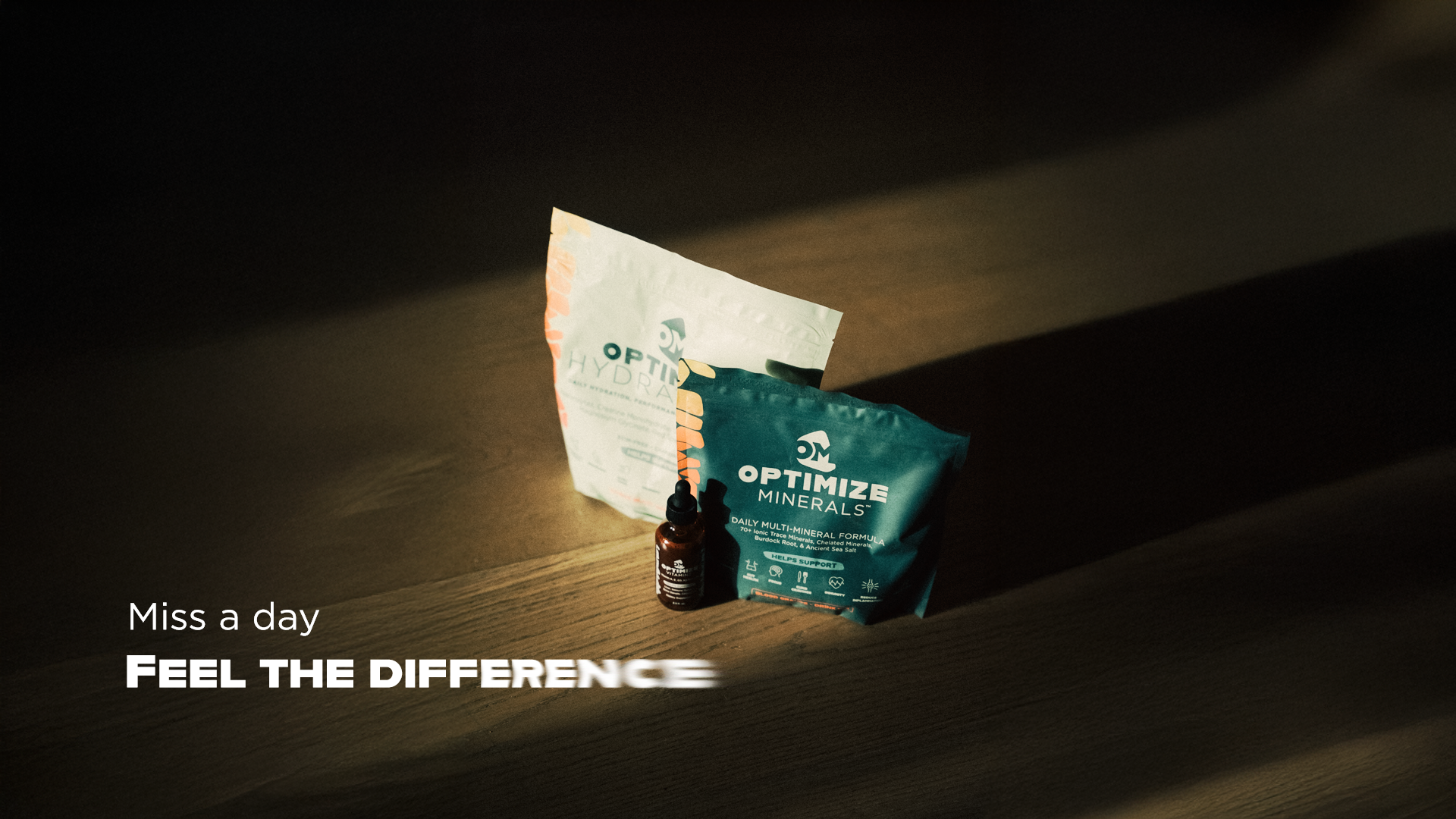 variant:blood-orange-om-citrus-blast-hydration variant:blood-orange-om-tropical-surge-hydration variant:mixed-berry-om-citrus-blast-hydration variant:mixed-berry-om-tropical-surge-hydration